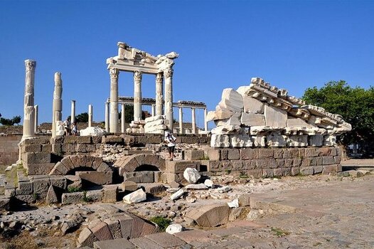 Pergamon Ancient City 2023