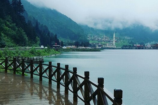 Uzungol Lake