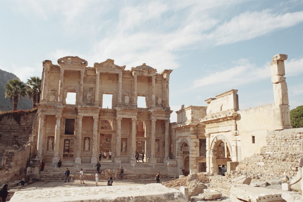 Komplexní cestovní průvodce po Efezu: starověké divy